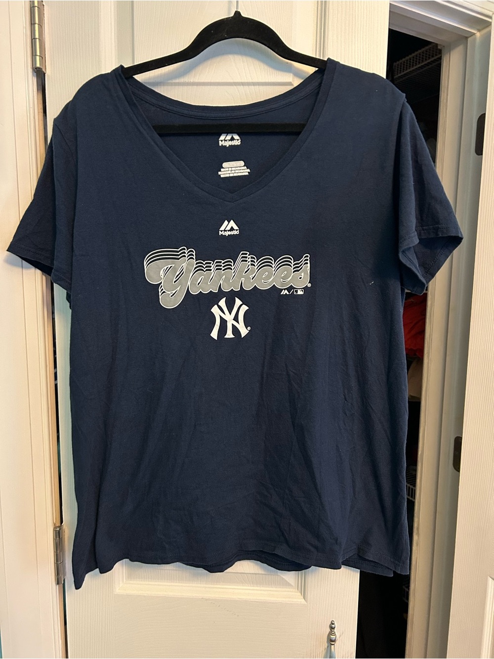 Majestic Navy New York Yankees V-Neck Tee with White Logo